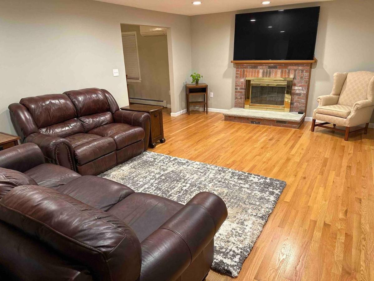 Room In Single Family House - Suburban Neighborhood In בוסטון מראה חיצוני תמונה